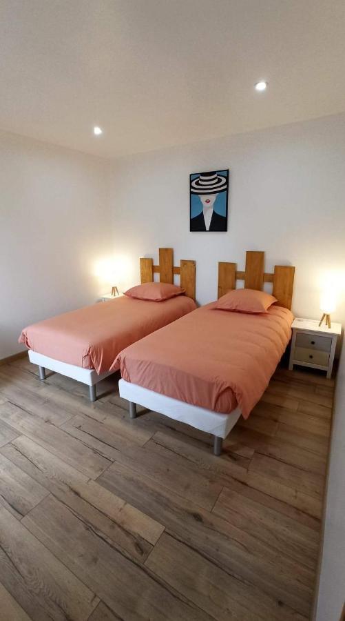 Bed and Breakfast Les Muches Bouzincourt Esterno foto